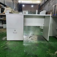 Bàn Làm Việc Gỗ BLVG02.jpg