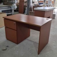 Bàn Làm Việc Gỗ BLVG14.jpg