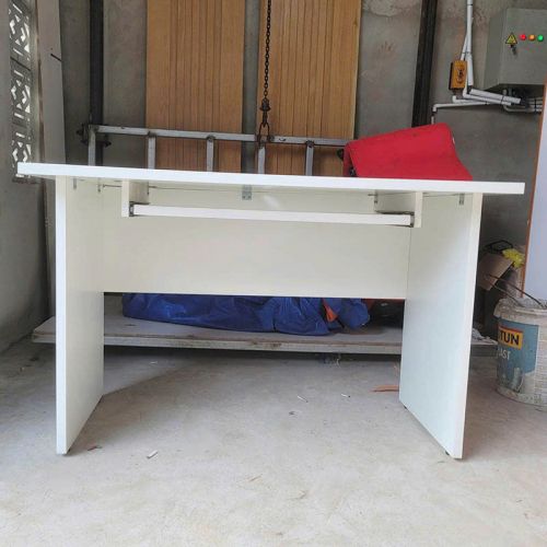 Bàn Làm Việc Gỗ BLVG15.jpg